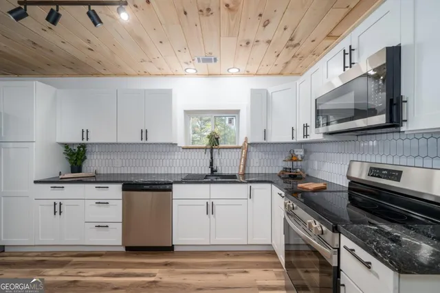 $335,777 | 190 Northside Drive, Jasper, GA 30143