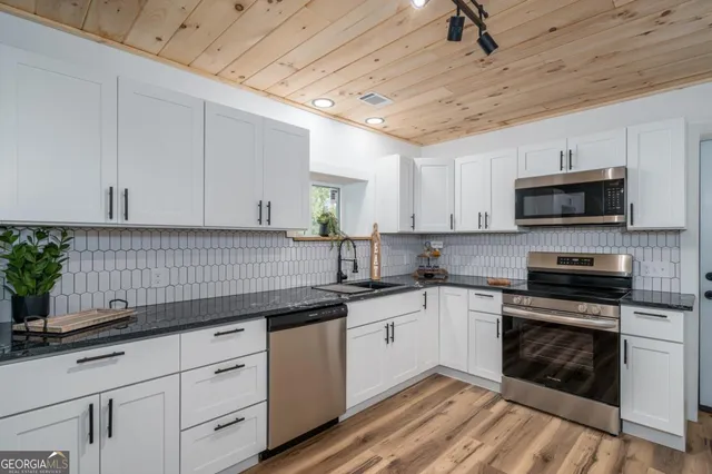 $335,777 | 190 Northside Drive, Jasper, GA 30143