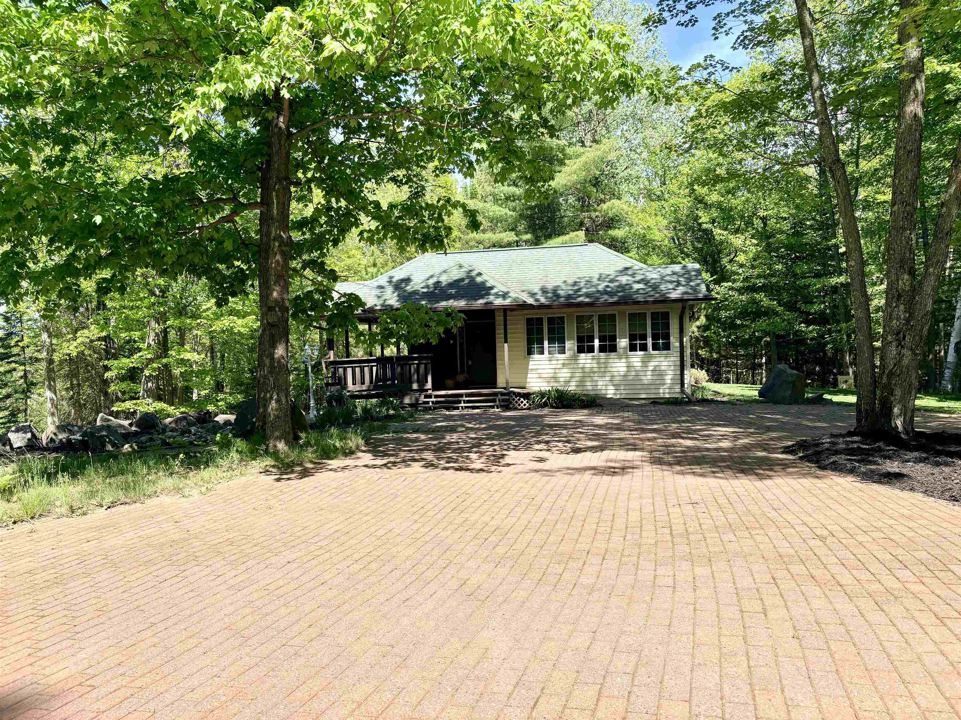 6187 Journeys End Road Rhinelander, WI 54501 - Photo 3 of 29