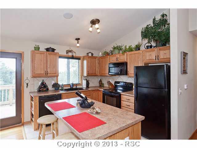 570 Pinewood Road Florissant, CO 80816 - Photo 5 of 24