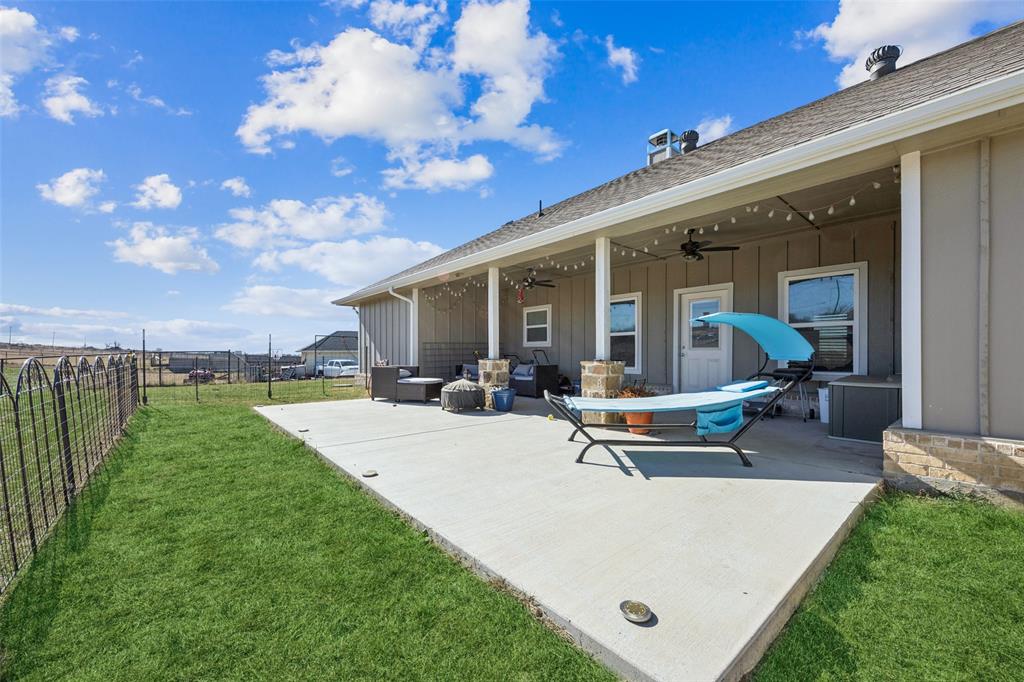 1084 Justin Drive Springtown, TX 76082 - Photo 24 of 28