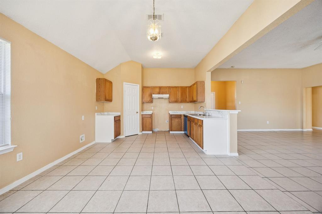 2503 Gerry Way Street Lancaster, TX 75134 - Photo 6 of 26