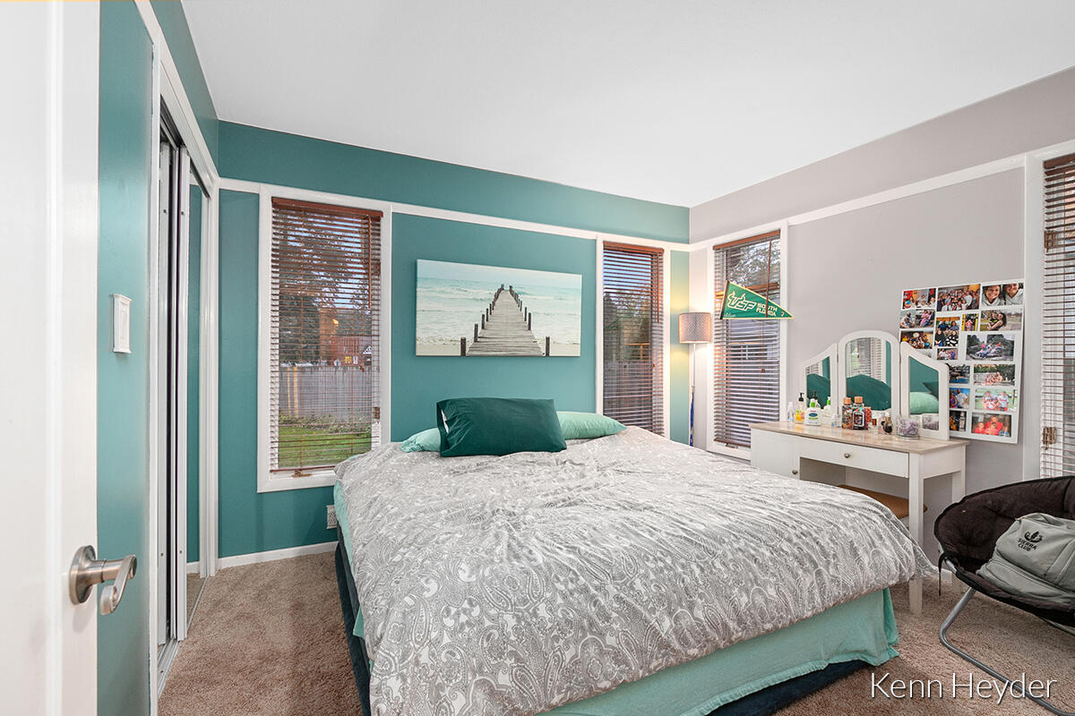 1466 Ridgewood Drive Jenison, MI 49428 - Photo 13 of 33 1466 Ridgewood Dr, Jenison, MI