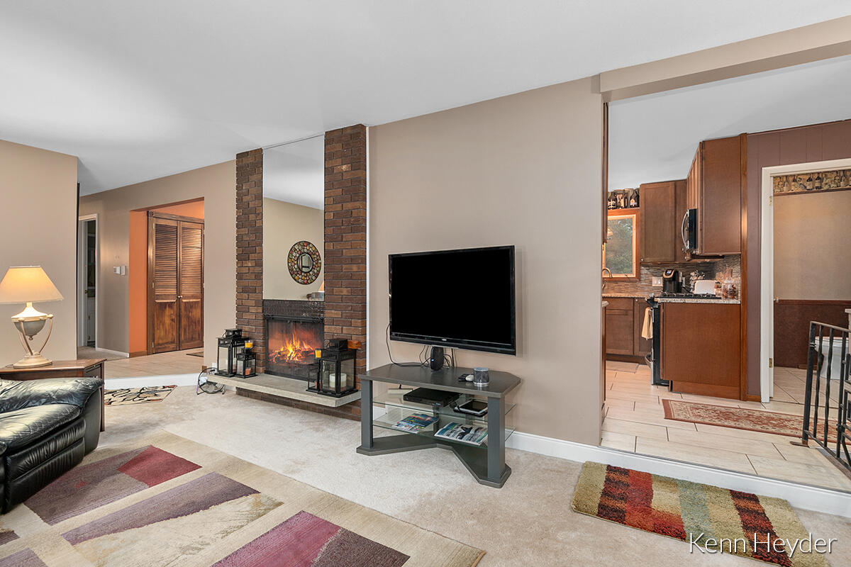 1466 Ridgewood Drive Jenison, MI 49428 - Photo 18 of 33 1466 Ridgewood Dr, Jenison, MI