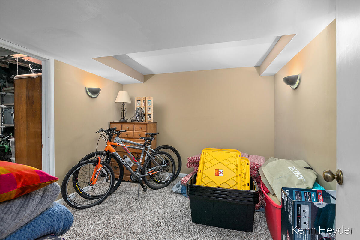1466 Ridgewood Drive Jenison, MI 49428 - Photo 23 of 33 1466 Ridgewood Dr, Jenison, MI