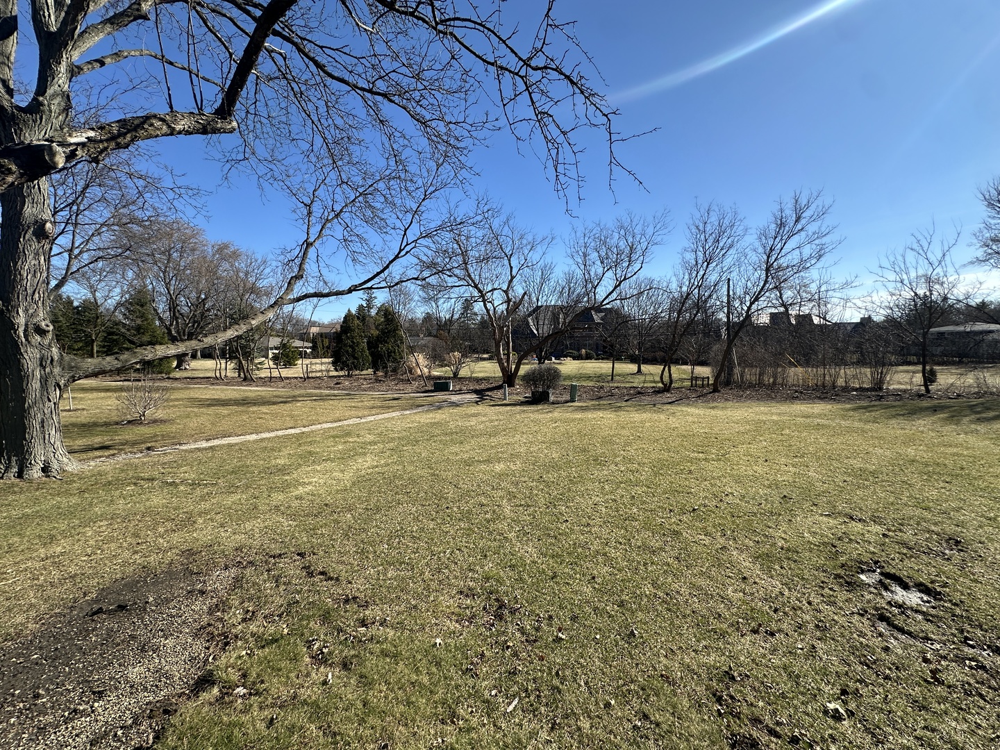 3008 Rennes Court Northbrook, IL 60062 - Photo 28 of 32 a view of a street with houses