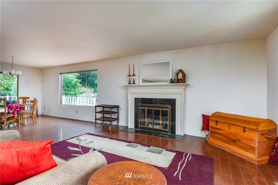 1527 Polnell Road Oak Harbor, WA 98277 - Photo 7 of 25 Gallery Image 7