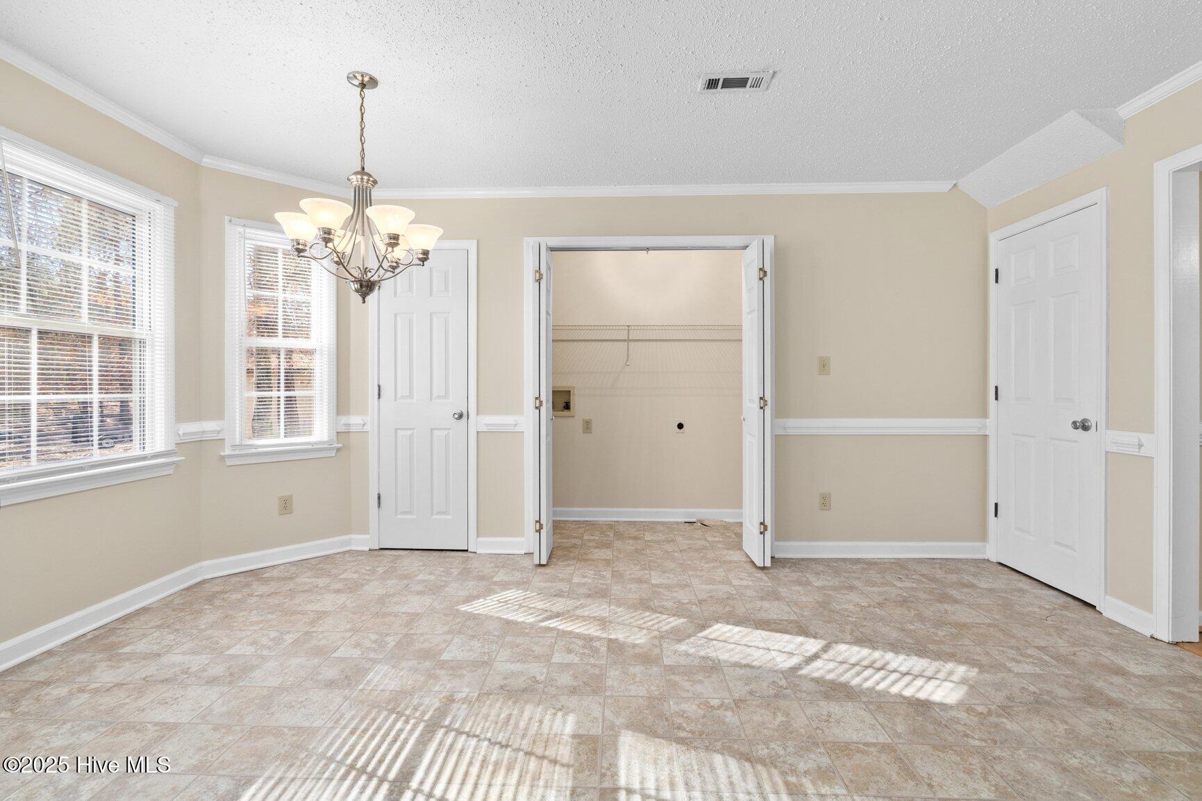 155 Deer Walk Road Tarboro, NC 27886 - Photo 13 of 31 Laundry closet