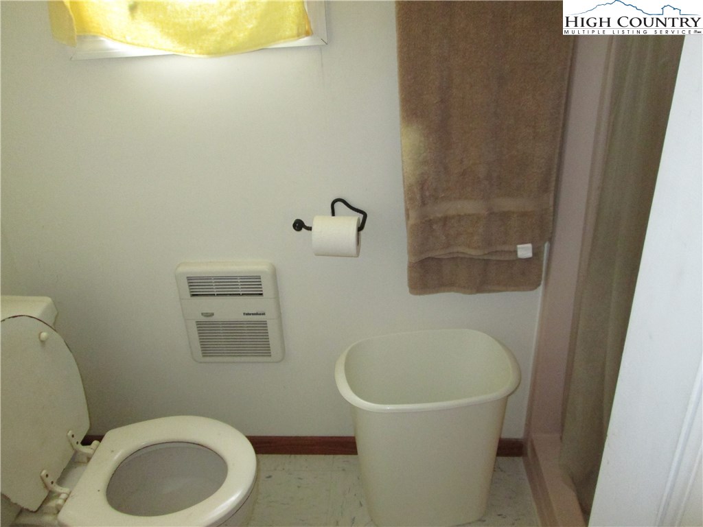 198 Folger Road Sparta, NC 28675 - Photo 12 of 16 Gallery Image 12