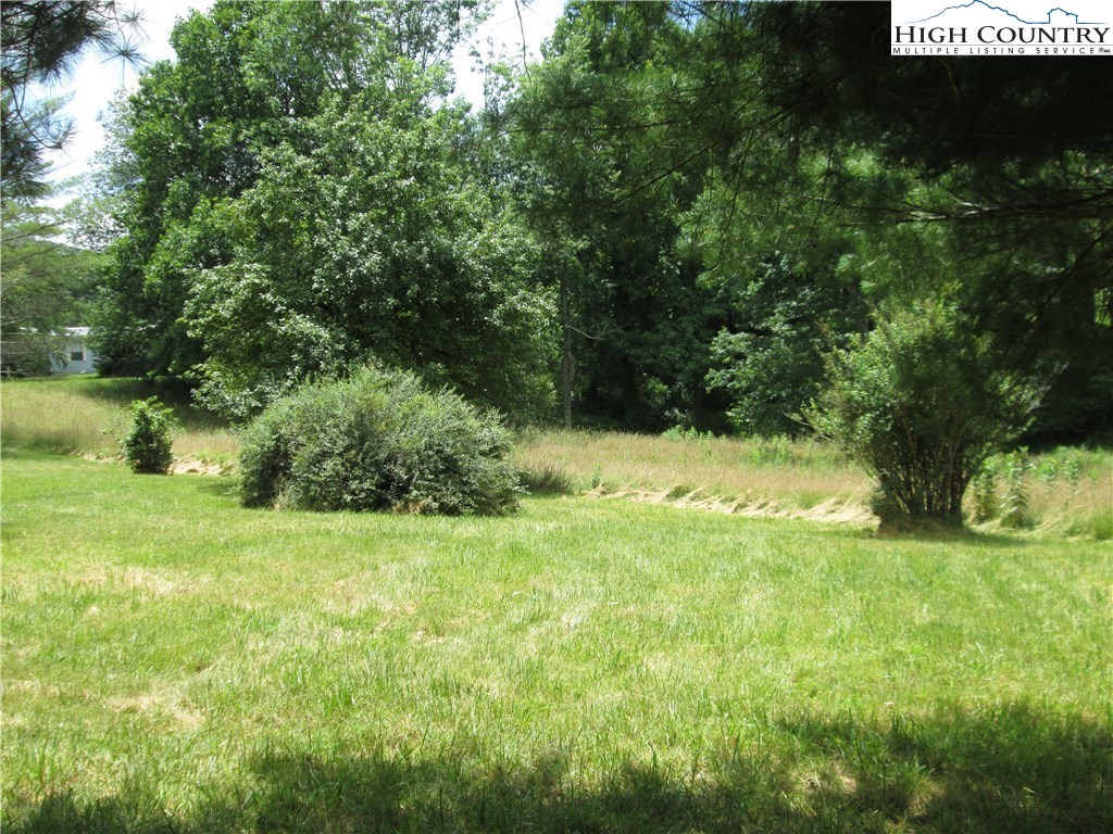 198 Folger Road Sparta, NC 28675 - Photo 14 of 16 Gallery Image 14