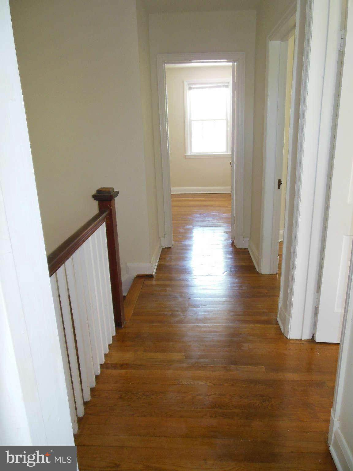 6425 Pinehurst Road Baltimore, MD 21212 - Photo 8 of 18 Interior (General)