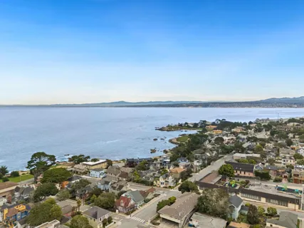 $995,000 | 313 14th Street, Pacific Grove, CA 93950