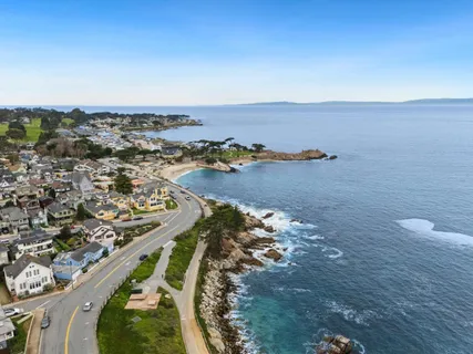 $995,000 | 313 14th Street, Pacific Grove, CA 93950