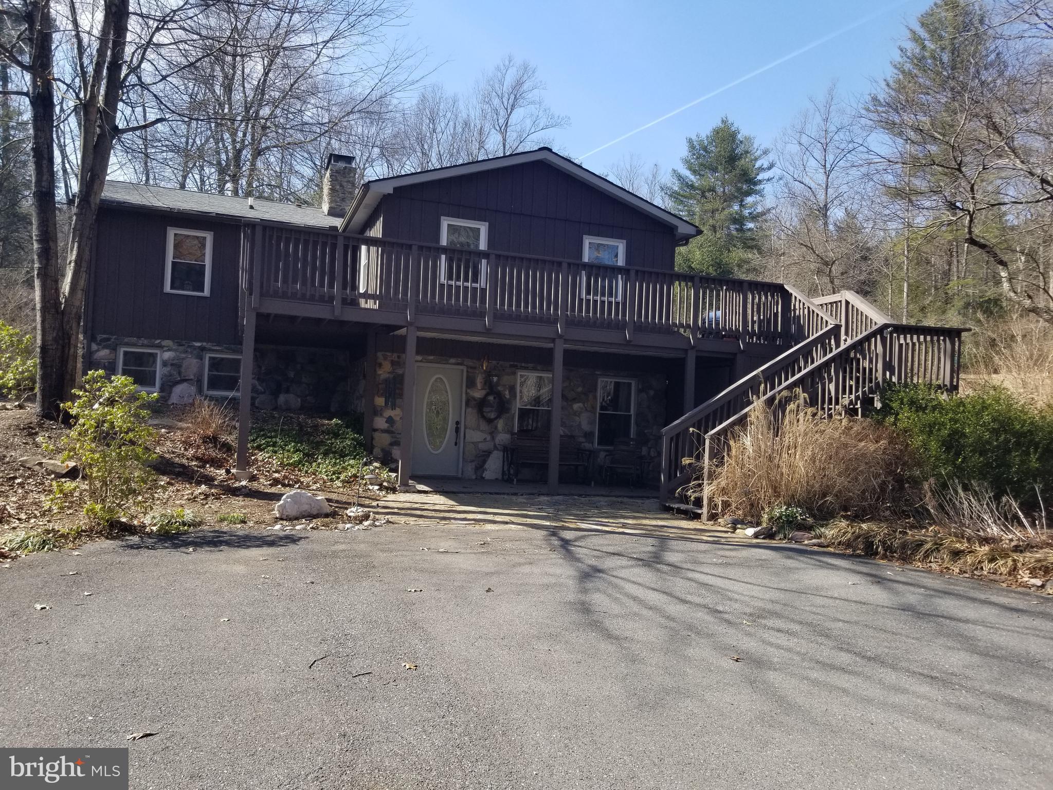 1045 Mt Hope Road Fairfield, PA 17320 - Photo 5 of 53 Much Larger Driveway