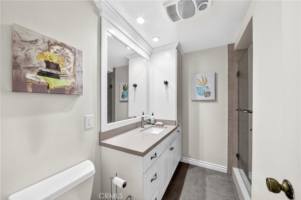 29010 Doverridge Drive Rancho Palos Verdes, CA 90275 - Photo 18 of 39 Downstairs bathroom