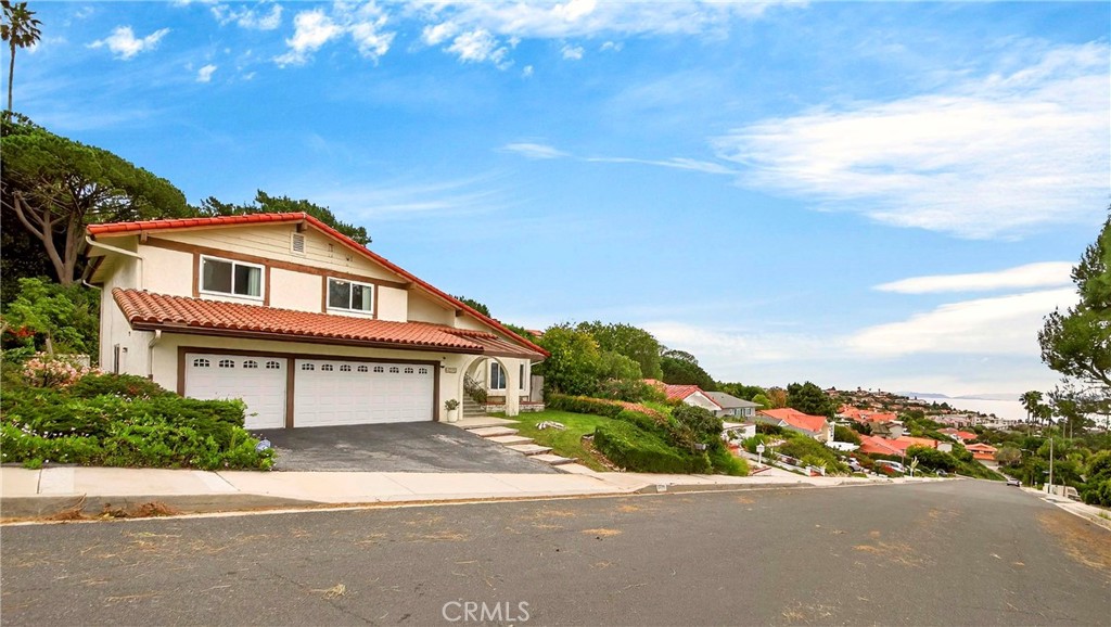 29010 Doverridge Drive Rancho Palos Verdes, CA 90275 - Photo 2 of 39