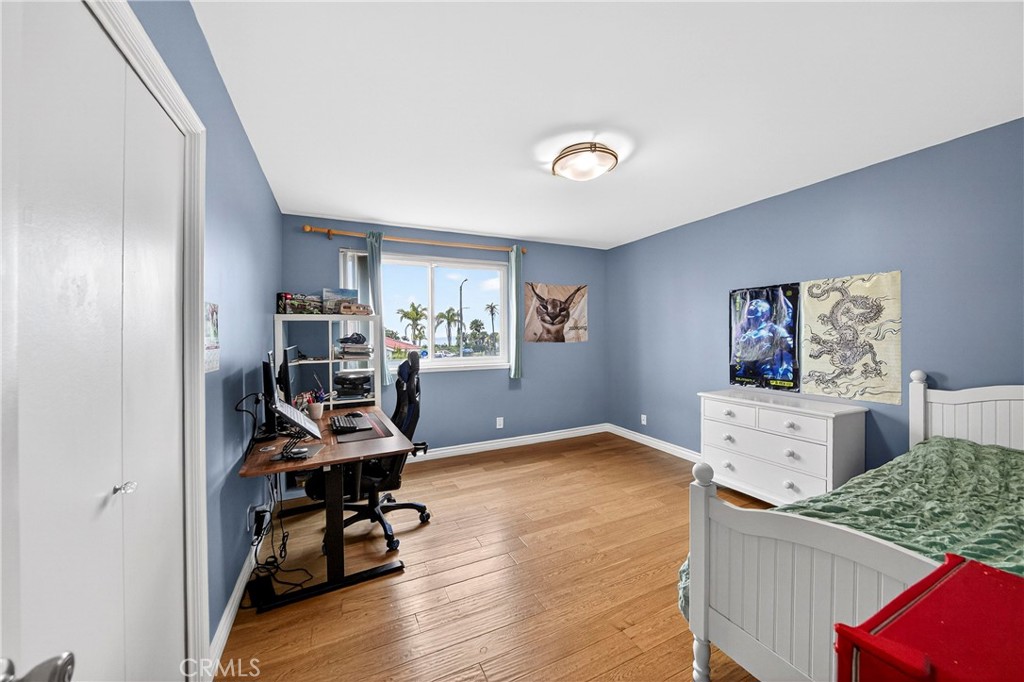 29010 Doverridge Drive Rancho Palos Verdes, CA 90275 - Photo 23 of 39 Upstairs 1st Bedroom