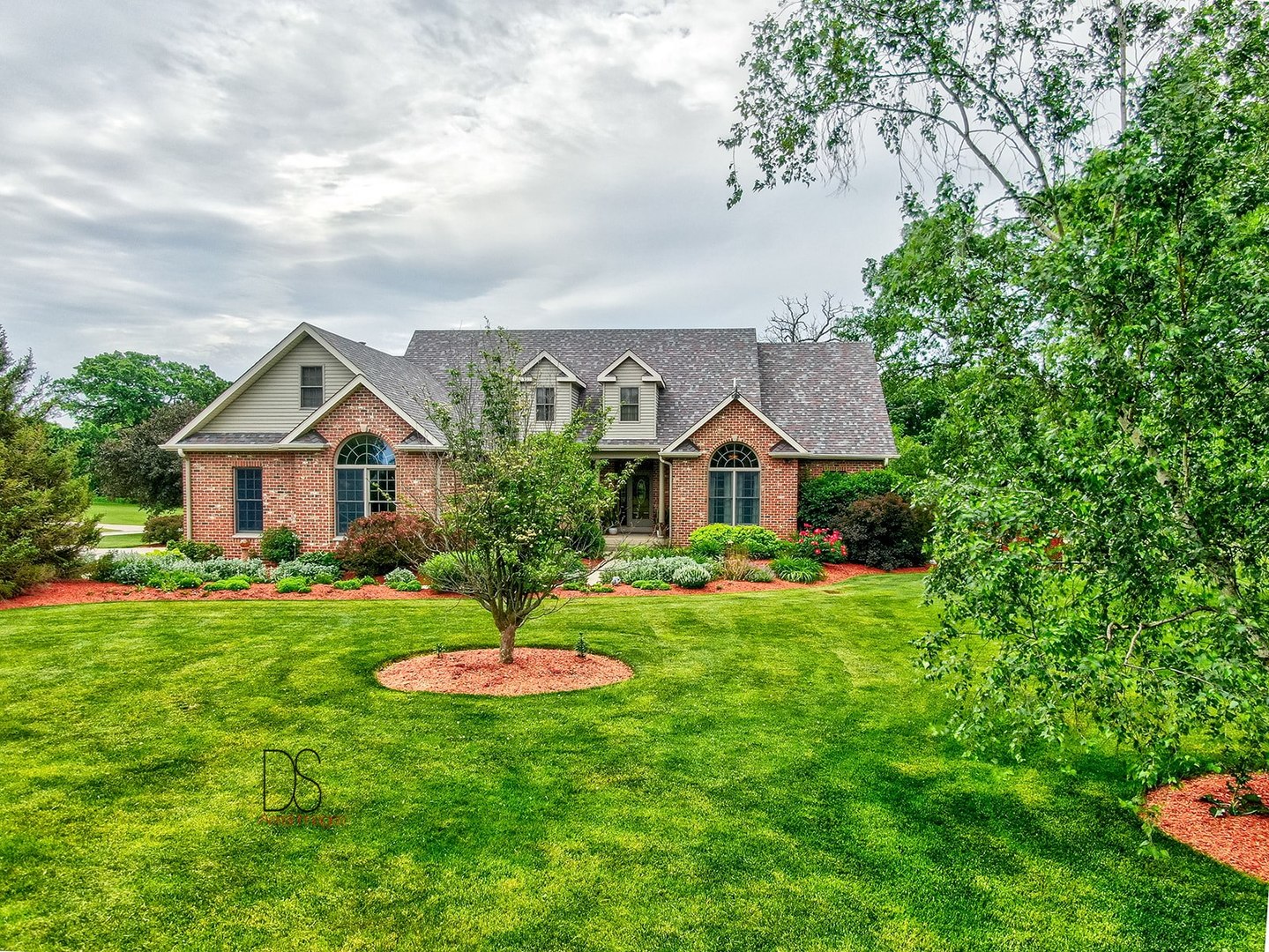 1774 North 3604th Road Ottawa, IL 61350 - Photo 3 of 51