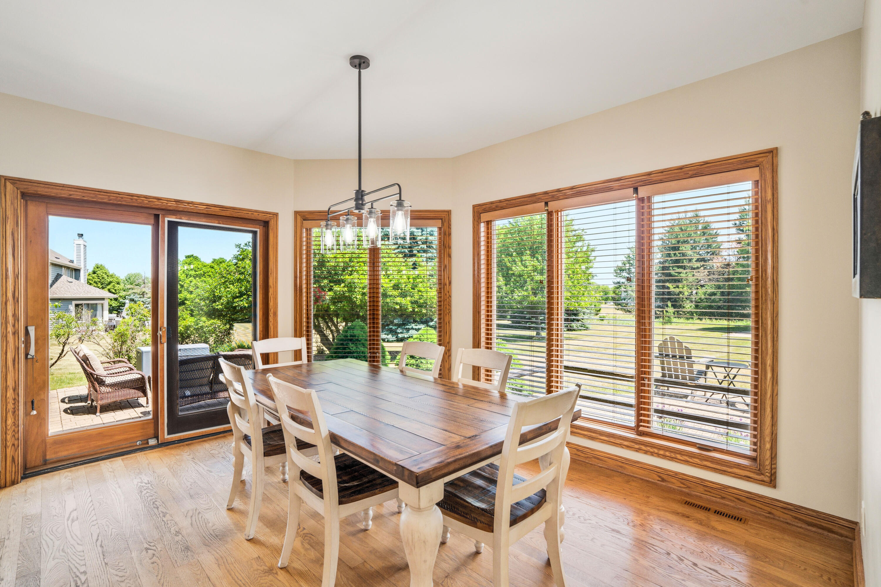 W289N3752 Huntsman Court Delafield, WI 53072 - Photo 12 of 88 DSC06906