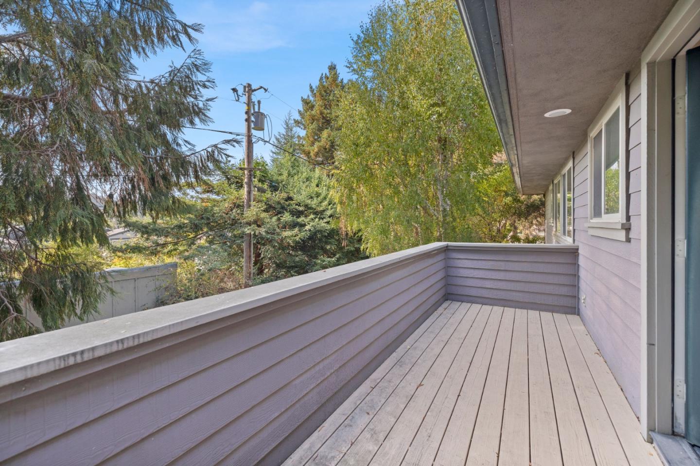 33 Edgewood Way Santa Cruz, CA 95060 - Photo 32 of 37 a view of balcony with wooden floor and fence