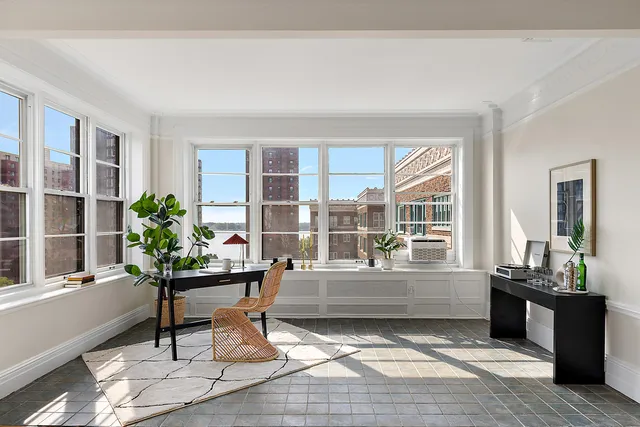 $350,000 | 8120 East Jefferson Avenue, Unit 7C, Detroit, MI 48214