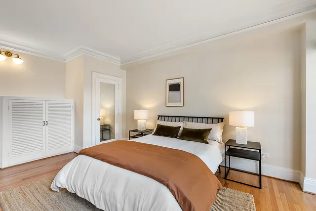 $350,000 | 8120 East Jefferson Avenue, Unit 7C, Detroit, MI 48214