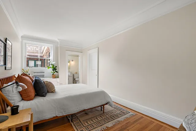 $350,000 | 8120 East Jefferson Avenue, Unit 7C, Detroit, MI 48214