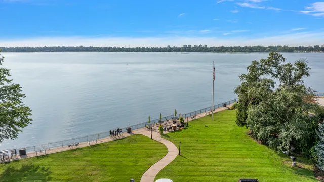 $350,000 | 8120 East Jefferson Avenue, Unit 7C, Detroit, MI 48214