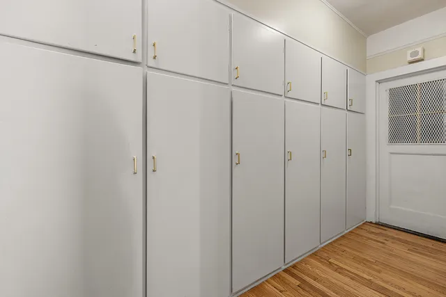 $350,000 | 8120 East Jefferson Avenue, Unit 7C, Detroit, MI 48214