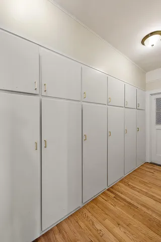 $350,000 | 8120 East Jefferson Avenue, Unit 7C, Detroit, MI 48214