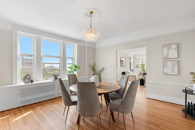 $350,000 | 8120 East Jefferson Avenue, Unit 7C, Detroit, MI 48214