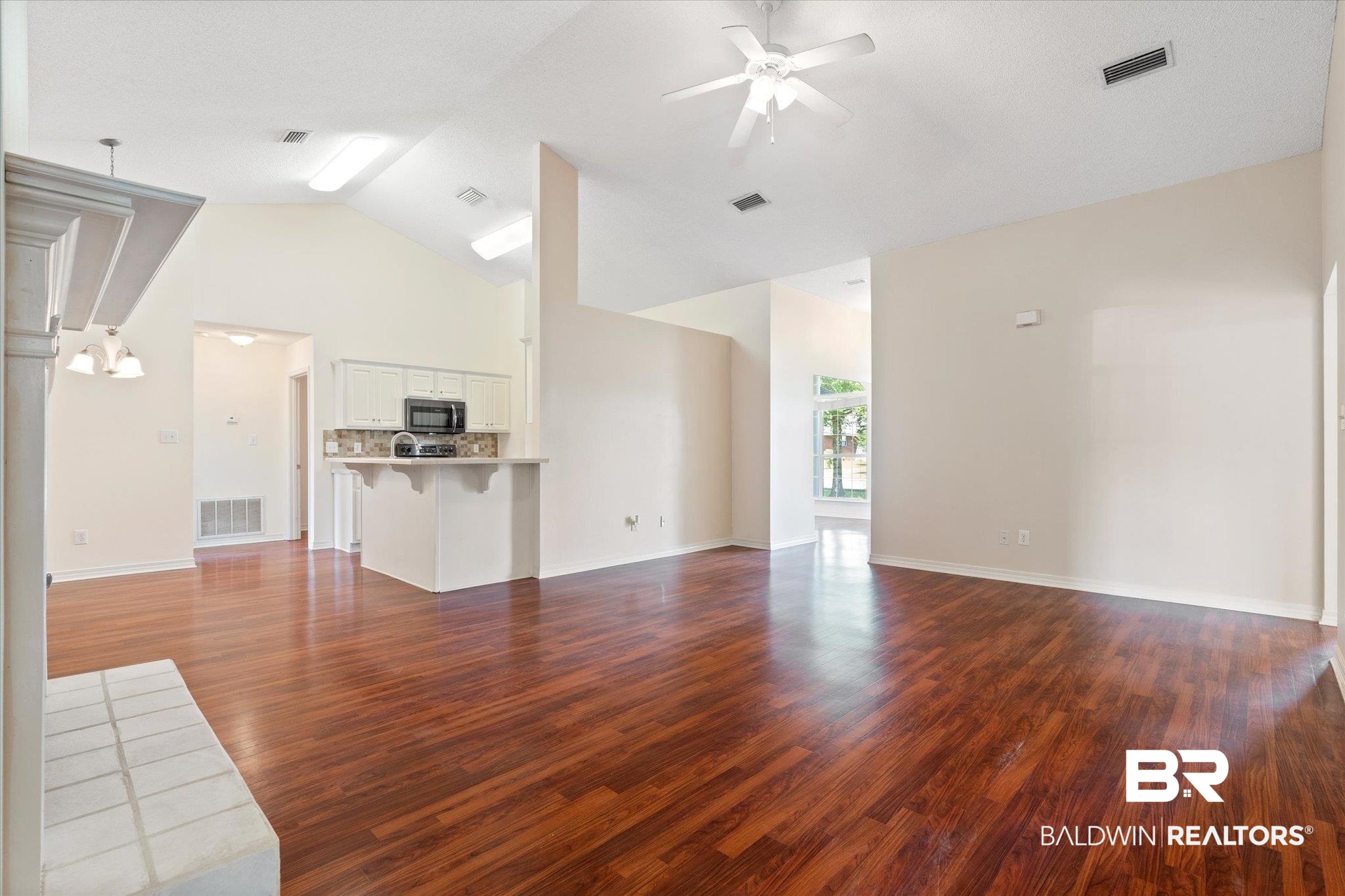 201 Heather Lane Fairhope, AL 36532 - Photo 8 of 39