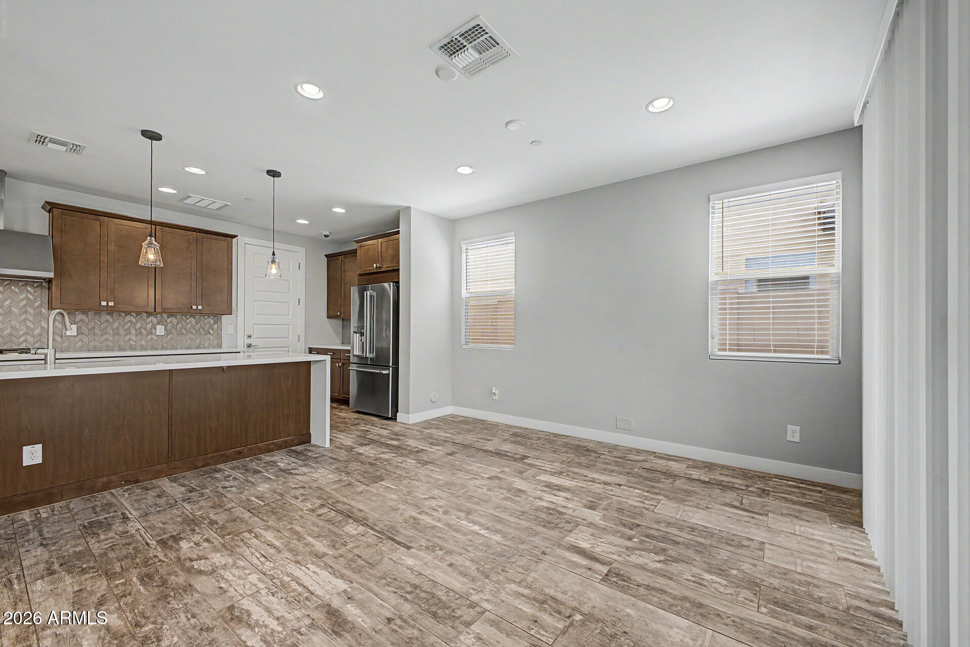 1840 South Follett Way Gilbert, AZ 85295 - Photo 9 of 46 08-Follet