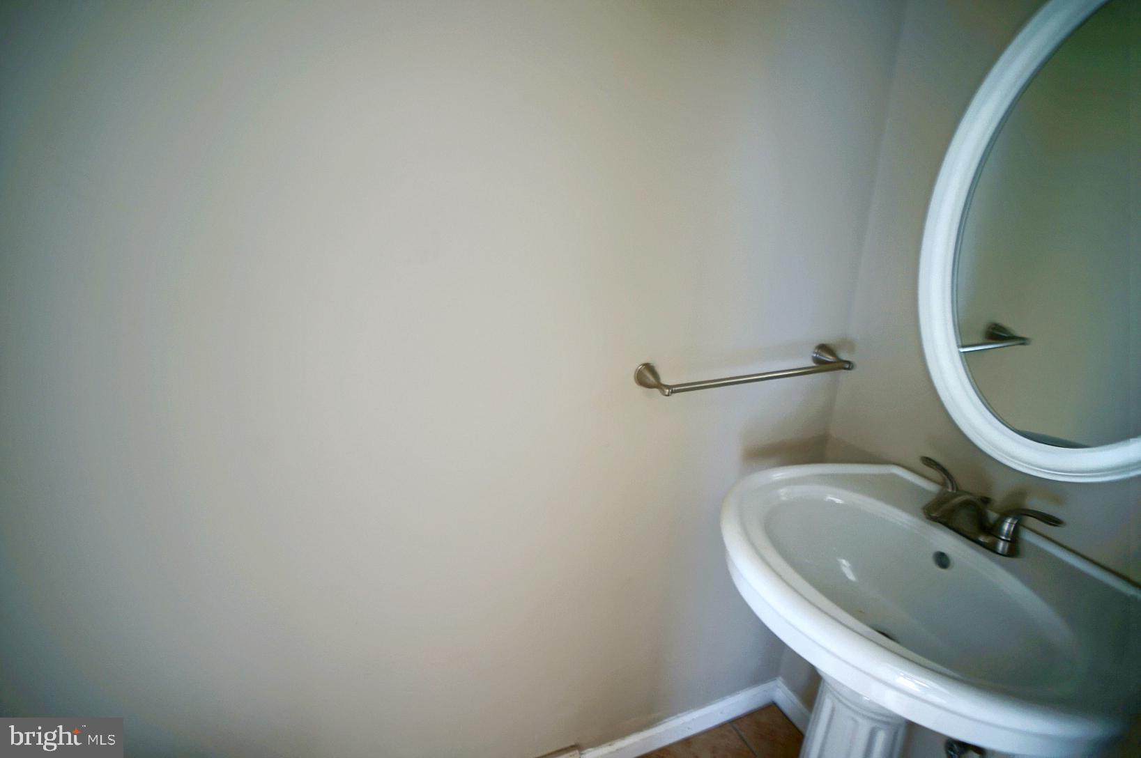 73 Flint Ridge Drive Reading, PA 19607 - Photo 21 of 43 1st floor half bath