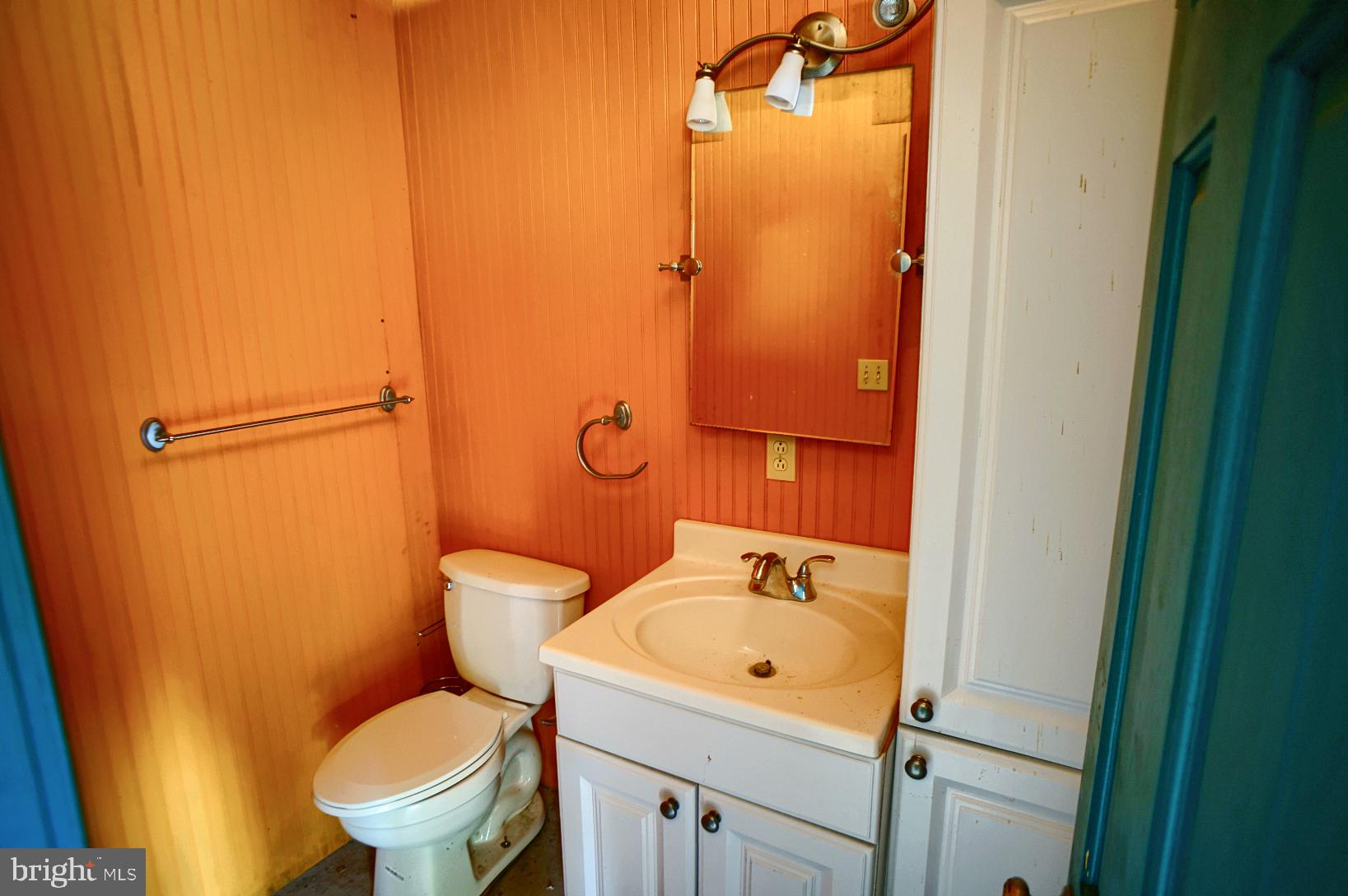 73 Flint Ridge Drive Reading, PA 19607 - Photo 6 of 43 Pool house bathroom