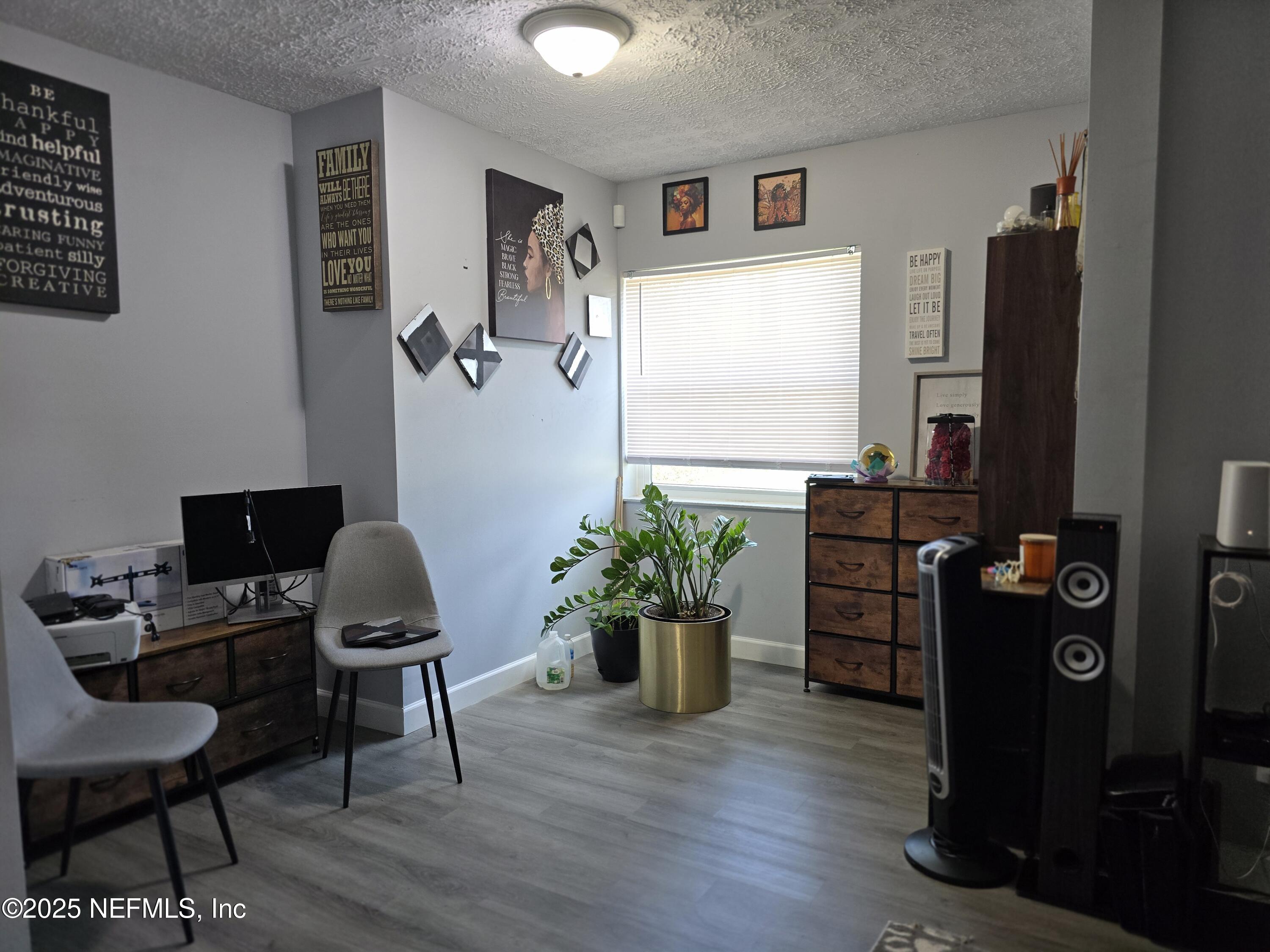 5952 Blackthorn Road Jacksonville, FL 32244 - Photo 4 of 13 20250527_114100