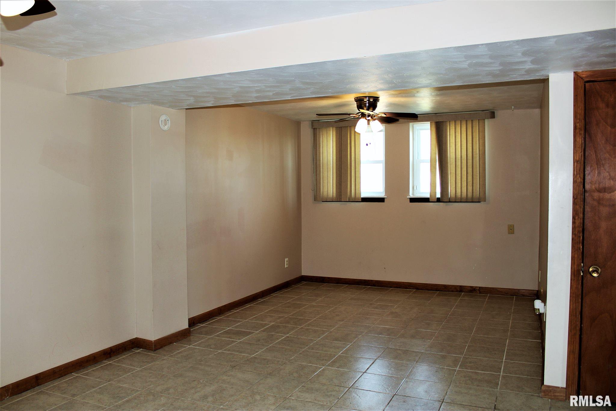 2628 East Griffiths Avenue Springfield, IL 62702 - Photo 12 of 19 Gallery Image 12