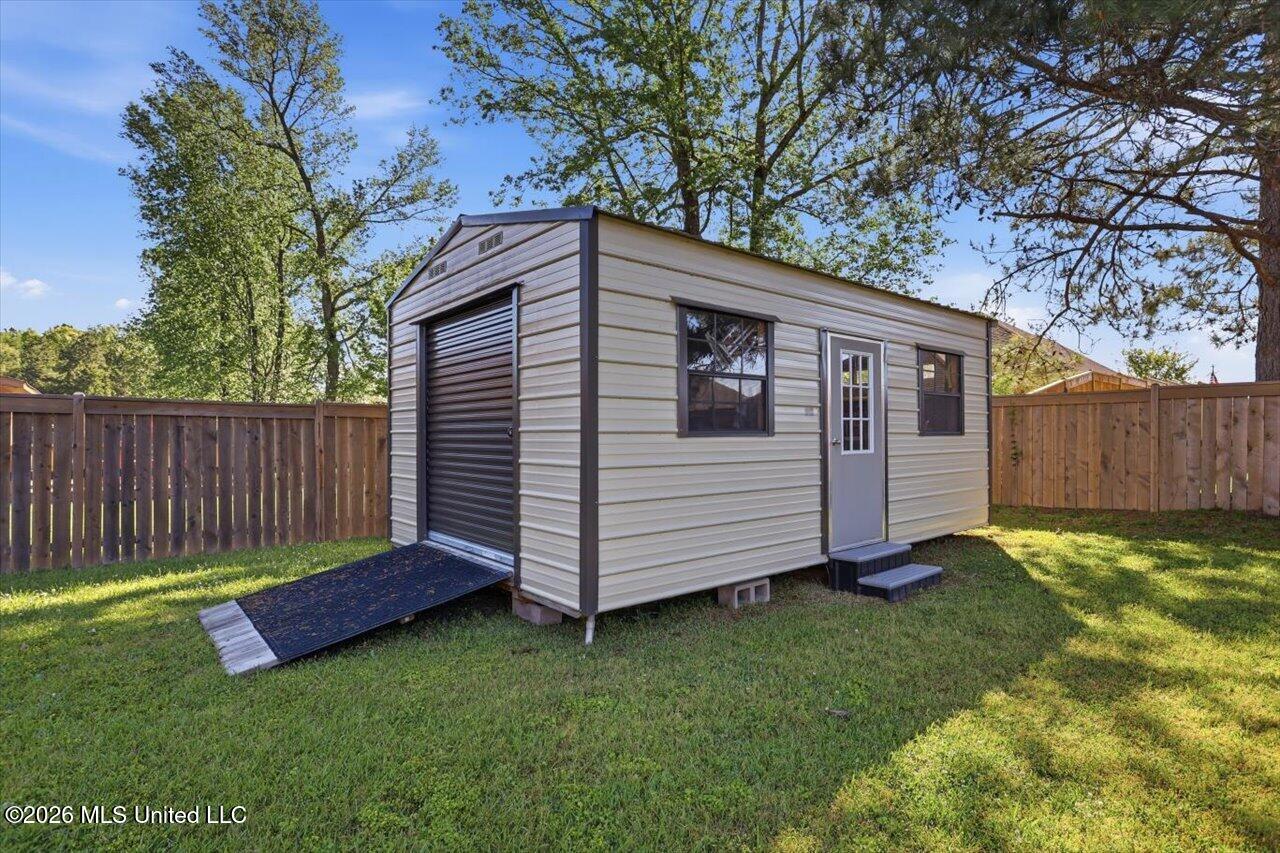 320 White Sand Road Florence, MS 39073 - Photo 29 of 36 tool shed