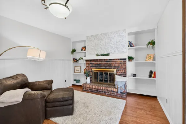 $359,900 | 1017 North Bay Ridge Road, Appleton, WI 54915