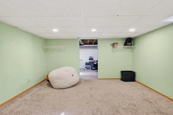 $359,900 | 1017 North Bay Ridge Road, Appleton, WI 54915