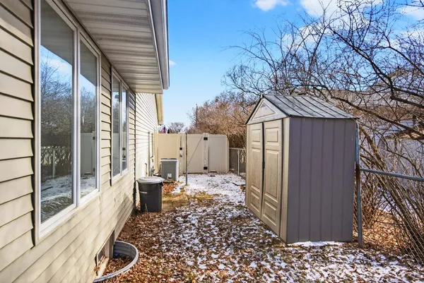 $359,900 | 1017 North Bay Ridge Road, Appleton, WI 54915