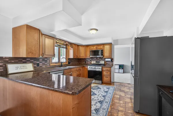 $359,900 | 1017 North Bay Ridge Road, Appleton, WI 54915