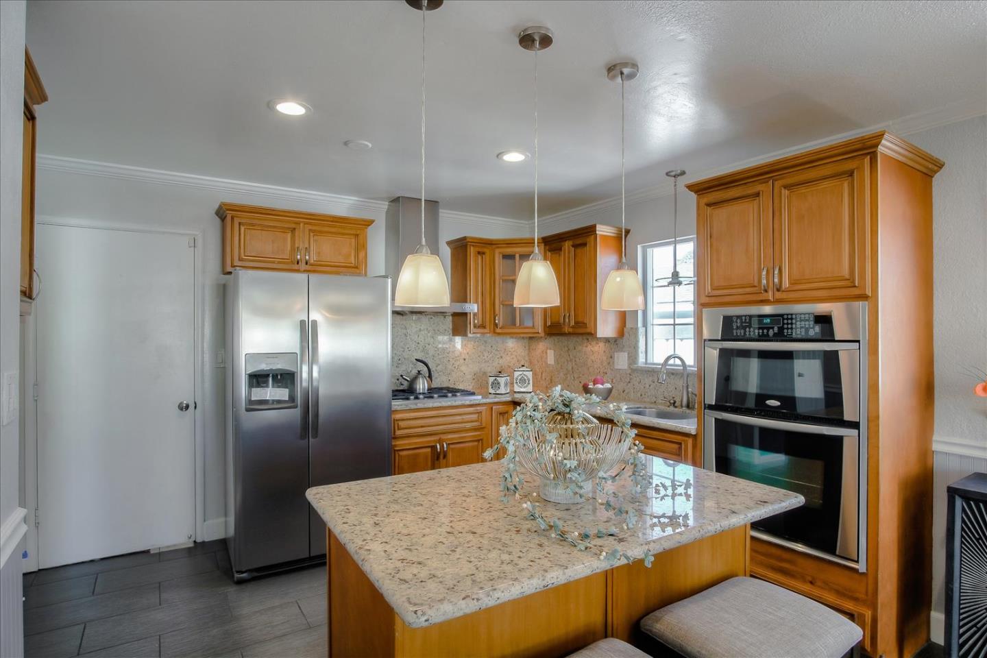 5480 Borgia Road Fremont, CA 94538 - Photo 9 of 40 Gallery Image 9