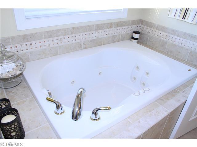 1020 Cross Gate Road Winston-Salem, NC 27106 - Photo 8 of 12 Master Bath/Spa. Jetted Tub