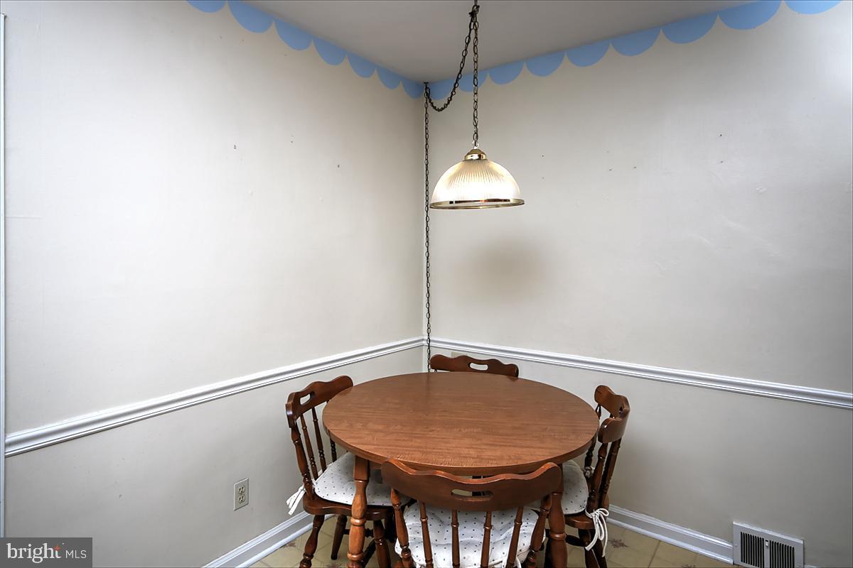 10 Radburn Road Huntingdon Valley, PA 19006 - Photo 14 of 30 Gallery Image 14