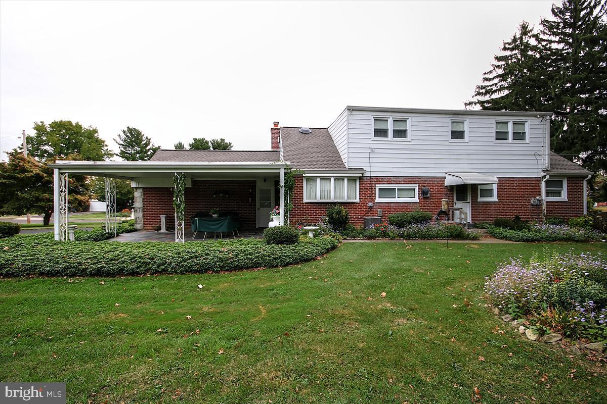 10 Radburn Road Huntingdon Valley, PA 19006 - Photo 24 of 30 Gallery Image 24