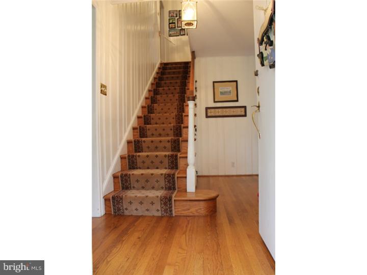 404 Conestoga Road Wayne, PA 19087 - Photo 8 of 19 Foyer