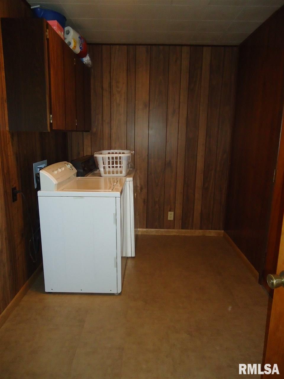 232 East Springfield Street Virginia, IL 62691 - Photo 17 of 32