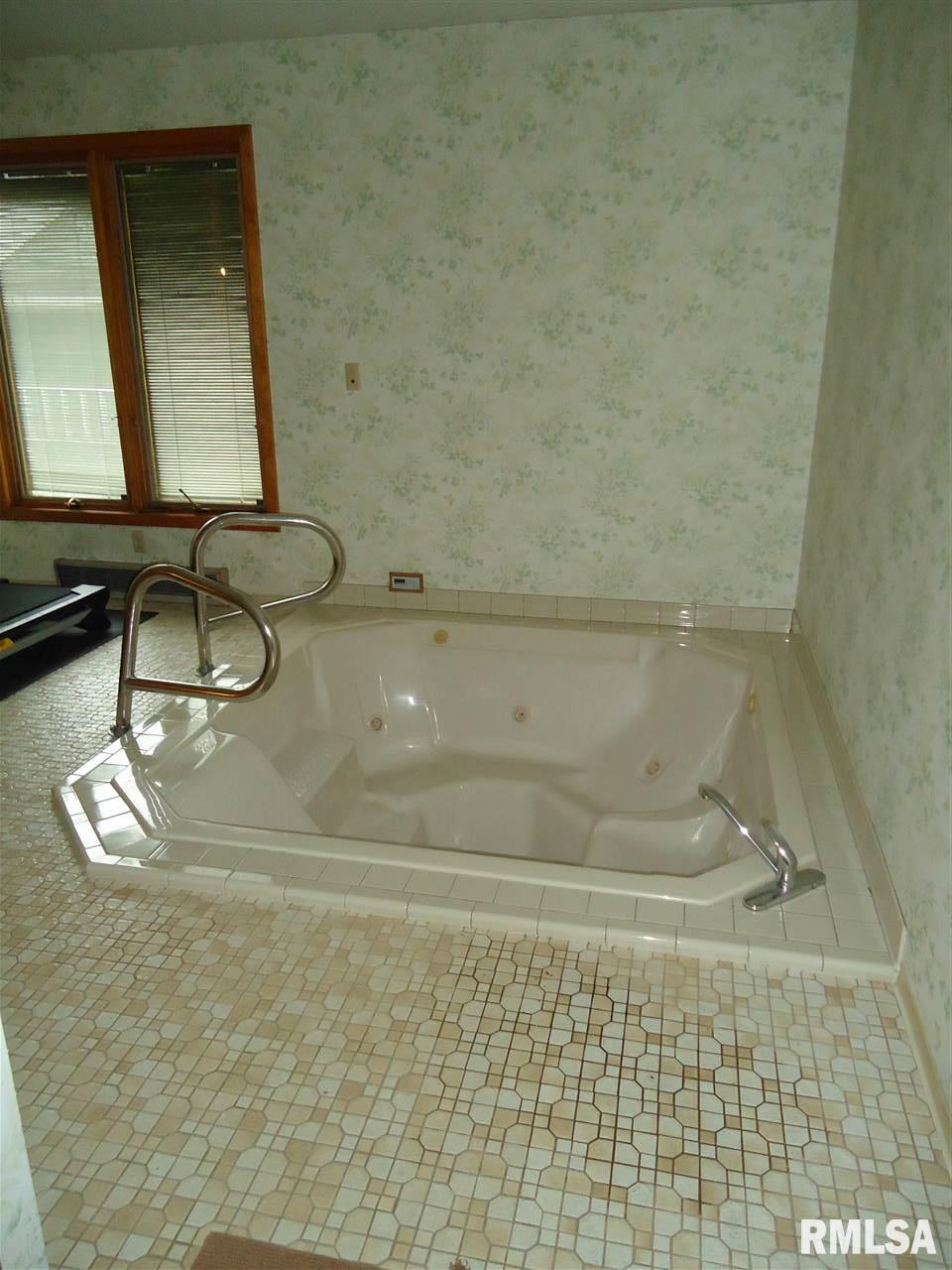 232 East Springfield Street Virginia, IL 62691 - Photo 24 of 32