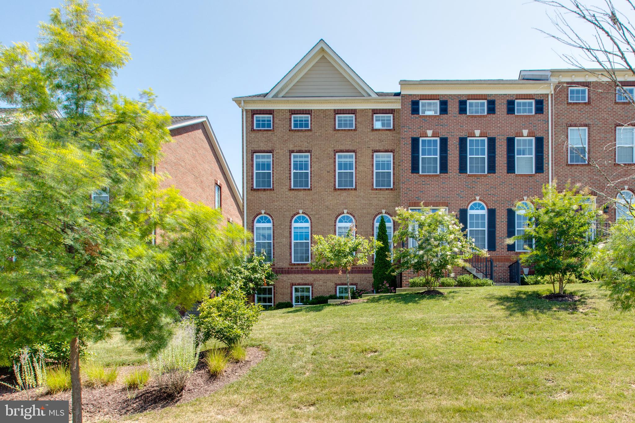 7658 Elmcrest Road Hanover, MD 21076 - Photo 3 of 70